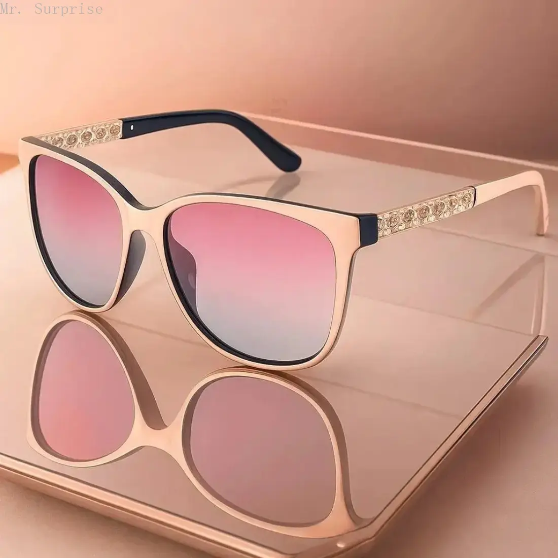Women's Rectangle Sunglasses, Stylish Statement Frame Glasses with Ombre Lenses - Lightweight UV400 Protection, Stylish Accessories for Travel