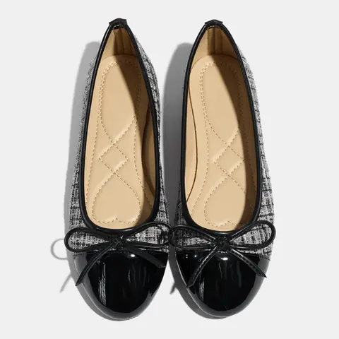 2026 Summer New Women's Bow Round-Toe Flat Shoes, French Elegant Campus Style, Soft Rubber Sole Anti-Slip, Casual Daily Wear, Versatile Fashion Shoes