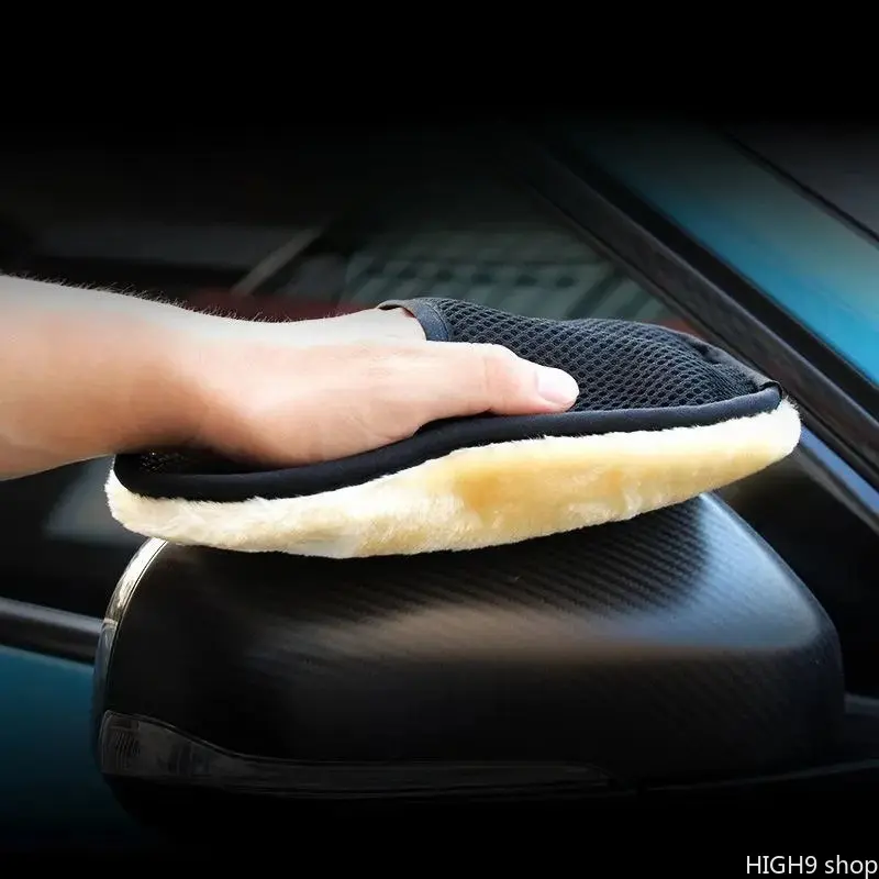 Ultra Soft Faux Wool Car Wash Mitt, Lint-Free Plush Cleaning Glove for Washing, Waxing & Interior Dusting