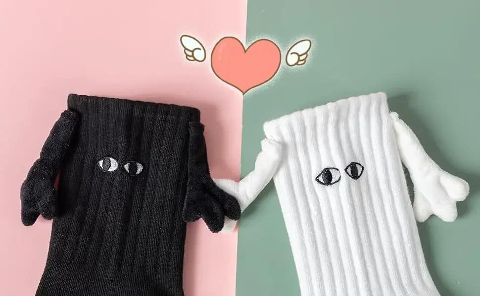 Instagrammable Couple Socks Magnetic Hand Hold Mid Calf Funny Matching Set for Dating Couples BFFs Photo Prop