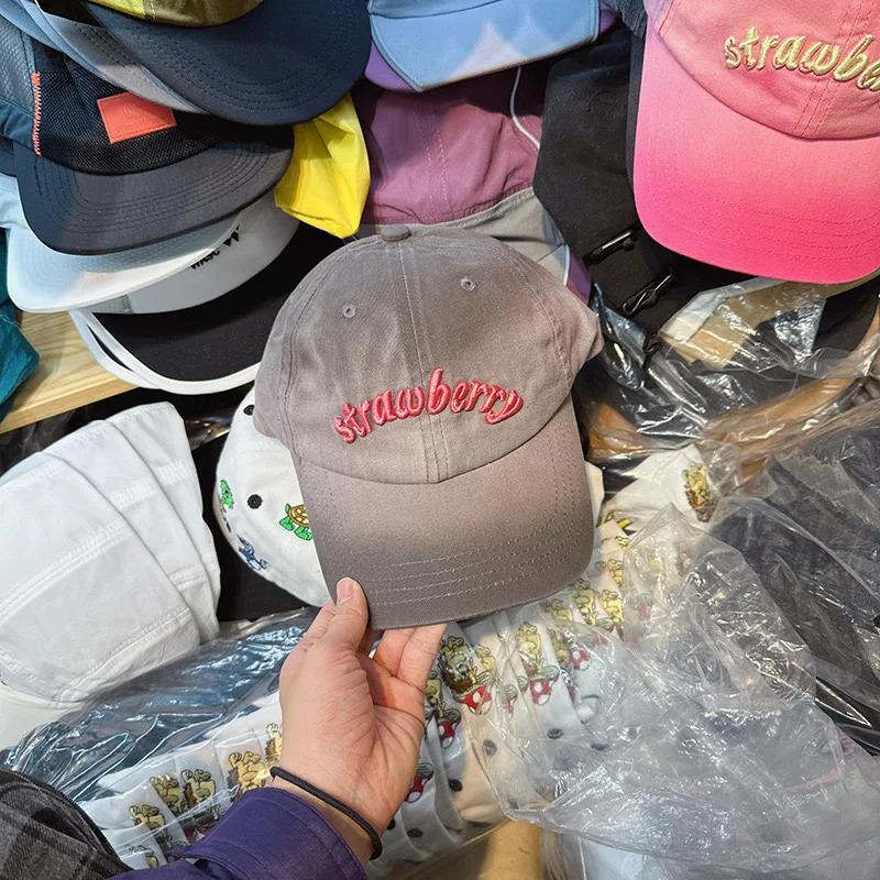 New Women Washed Cotton Cap Strawberry Embroidery Gradient Color Baseball Cap Female Outdoor Fashion Dad Hats