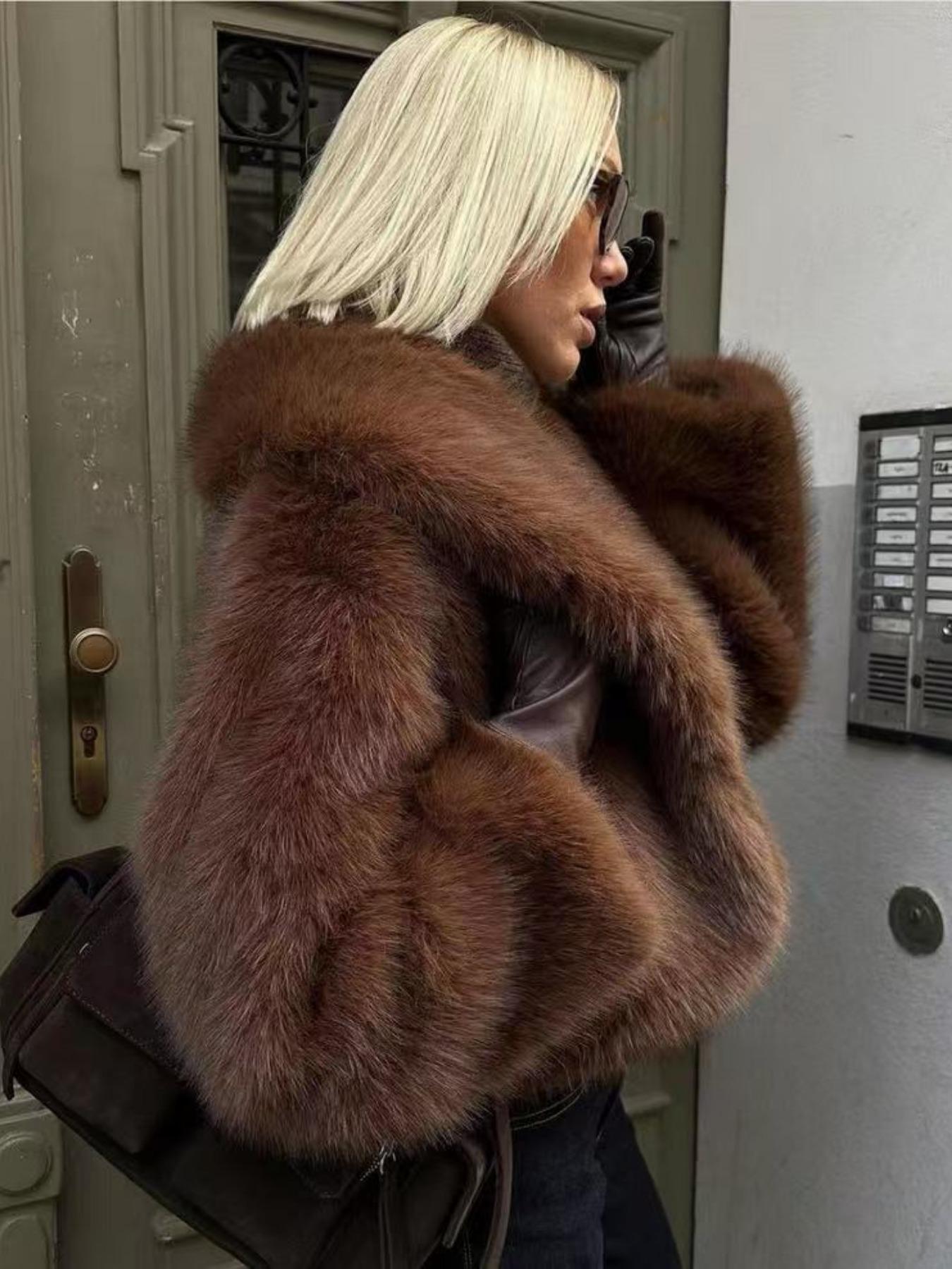 Women's Faux Fur Short Cropped Coat, Woven, Thick Warm Oversize Loose Fit Baggy Winter Jacket, Outerwear, Luxurious Look, New Fashion Trendy Design, Perfect for Cold Weather Women's Faux Fur Short Cropped Coat, Woven, Thick Warm Oversize Loose Fit Baggy Winter Jacket, Outerwear, Luxurious Look, New Fashion Trendy Design, Perfect for Cold Weather