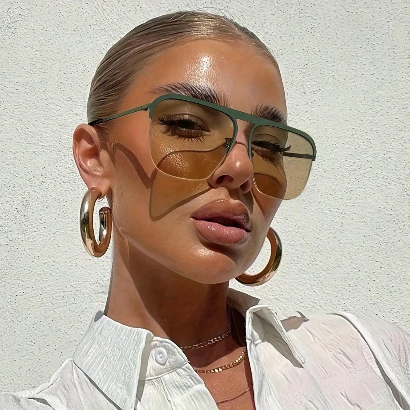 1pc Women's Green Frameless Fashion Glasses - Trendy Sporty Style Lightweight Comfortable Decorative Eyewear for Casual Outings, Parties & Social Gatherings, Fashion Accessories, Party Eyewear, Minimalist Design, Quality Vision Aid