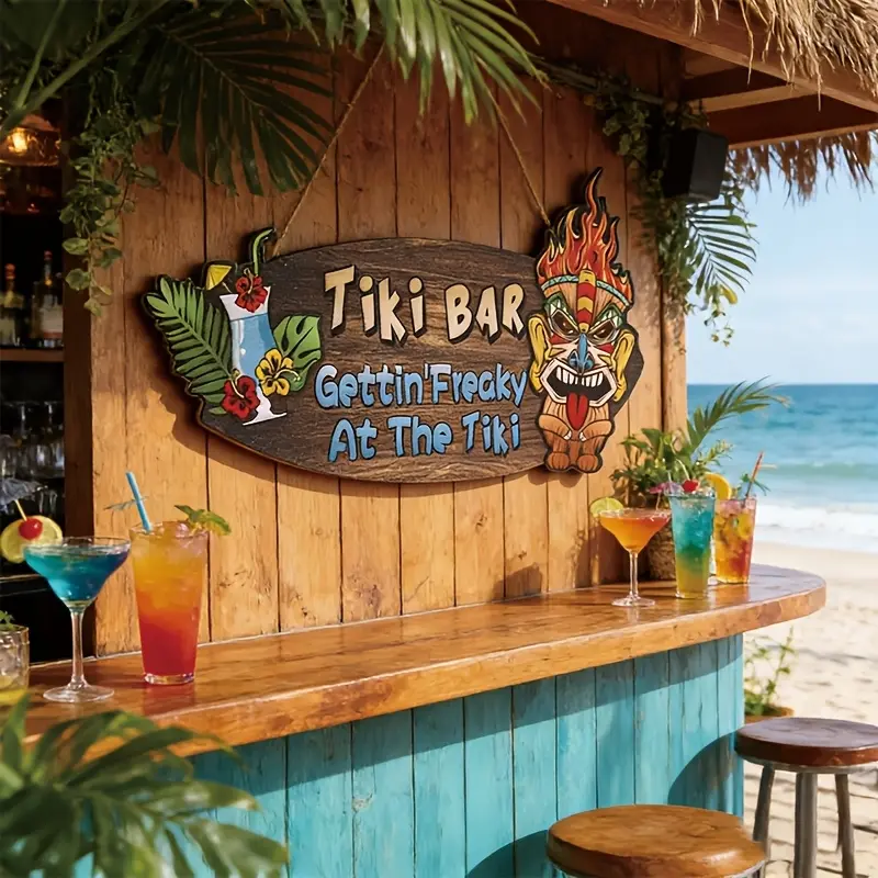 Wooden Tiki Bar Decorative Wall Sign, Gettin' Freaky At The Tiki Vintage Tiki Mask Hanging Plaque, Tropical Hawaiian Beach Surf Decor Sign, Outdoor Patio Pool Bar Backyard Luau Party Wall Art Decoration Gift