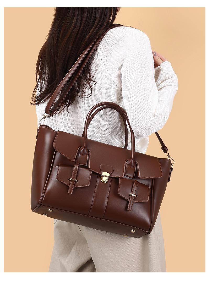 Vintage Handheld Tote Bag, New Large-Capacity Briefcase for Women, Suitable for Business Trips and Commuting