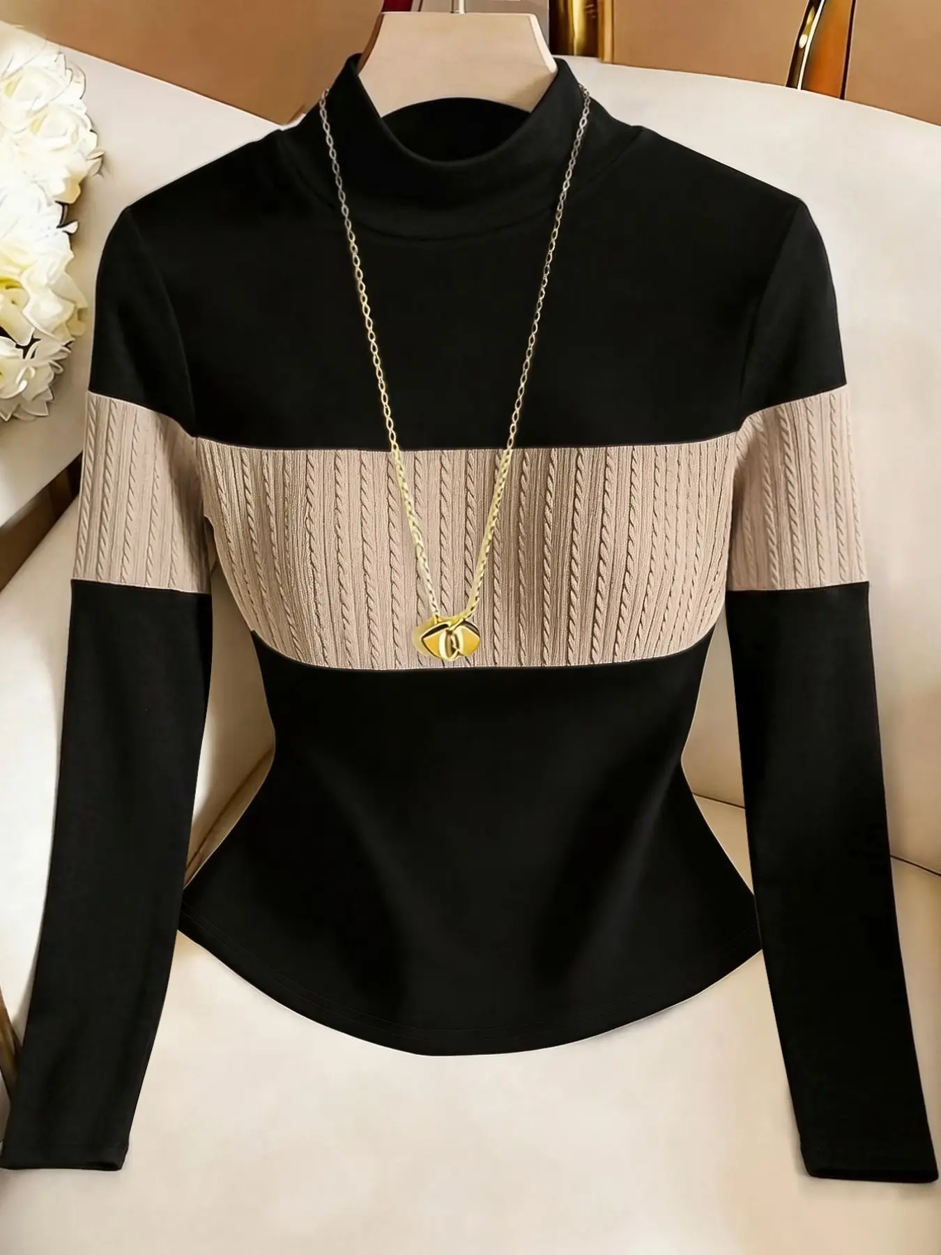 Women's Minimalist Casual Colorblock Mock Neck Long-Sleeve Top, French Style Slim-Fit Textured Top, Perfect for Office, Shopping and Dating