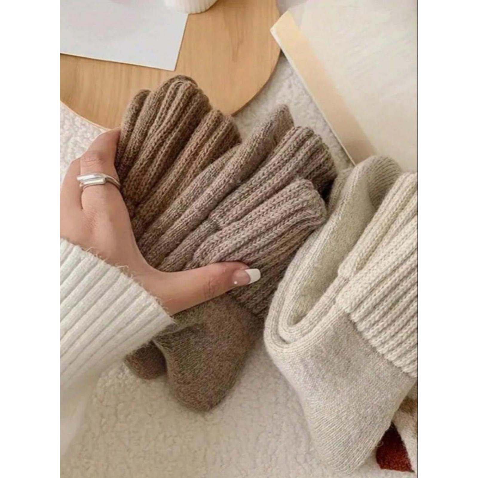 5 Packs Women's Socks - Solid Mid-calf Socks, Casual, Soft & Warm for Fall and Winter, Ideal for Daily Wear.