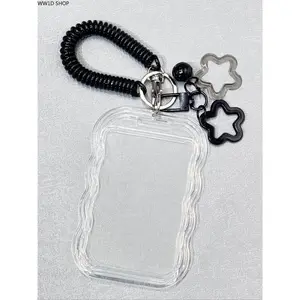 Retractable Star ID Badge Holder Keychain for Women and Men, PVC Card Holder with Wrist Strap and Clip, Accessory for Credit Cards, School and Office