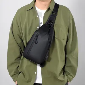 New outdoor large-capacity messenger bag, men's breast bag, fashionable and simple fashion trend shoulder bag