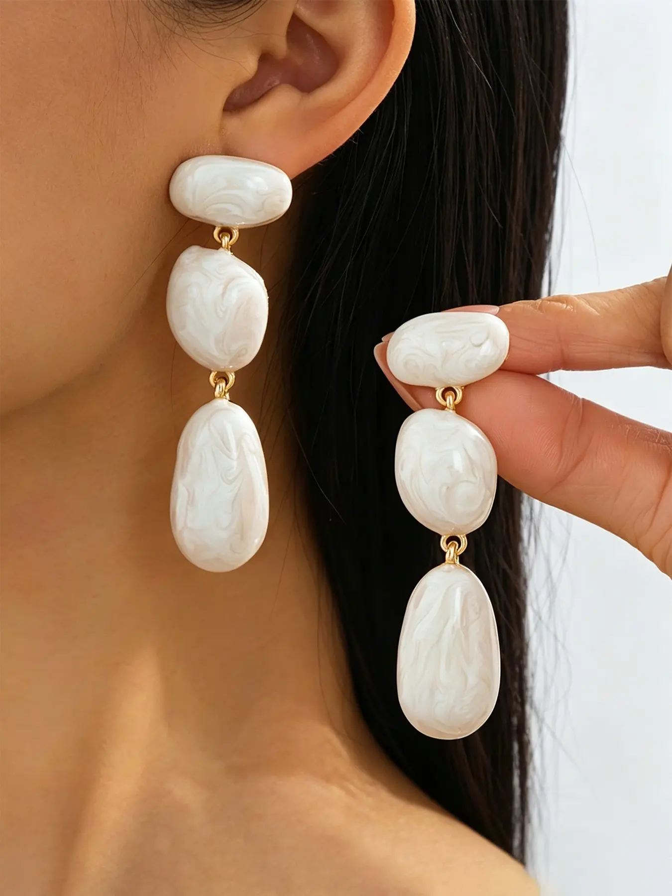 1 Pair Minimal Soft Cream Swirl Enamel Three Tier Irregular Oval Long Dangling Drop Earrings, Lightweight Stacked Marbled Texture Statement Ear Jewelry Gift For Girls Daily Wedding Party Office Outfit