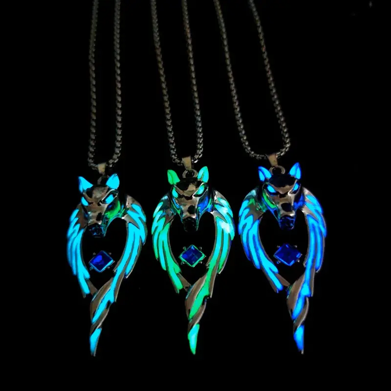 3pcs Luminous Wolf Head Wing Necklace Dual Glow Color Light Storage Self-glowing In Dark Square Inlaid Adjustable Box Chain Comfort Wear-resistant for Teen Boys Girls Party Holiday Gift Alloy Anima,sohochic