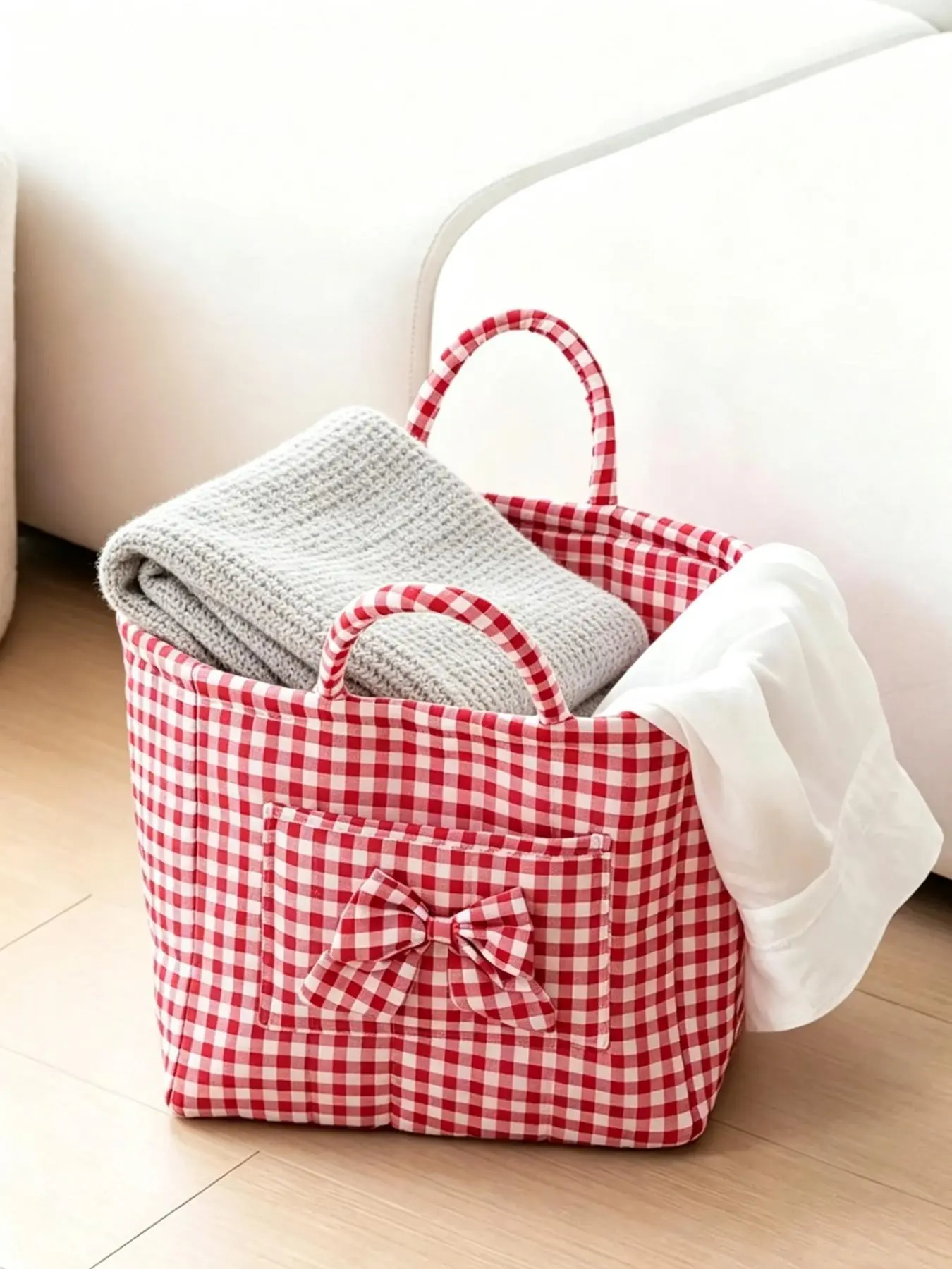 Large capacity floral quilted storage basket with plaid lining and multi-purpose organizer to store makeup, toiletries and daily essentials, perfect for bedrooms, bathrooms, offices and travel