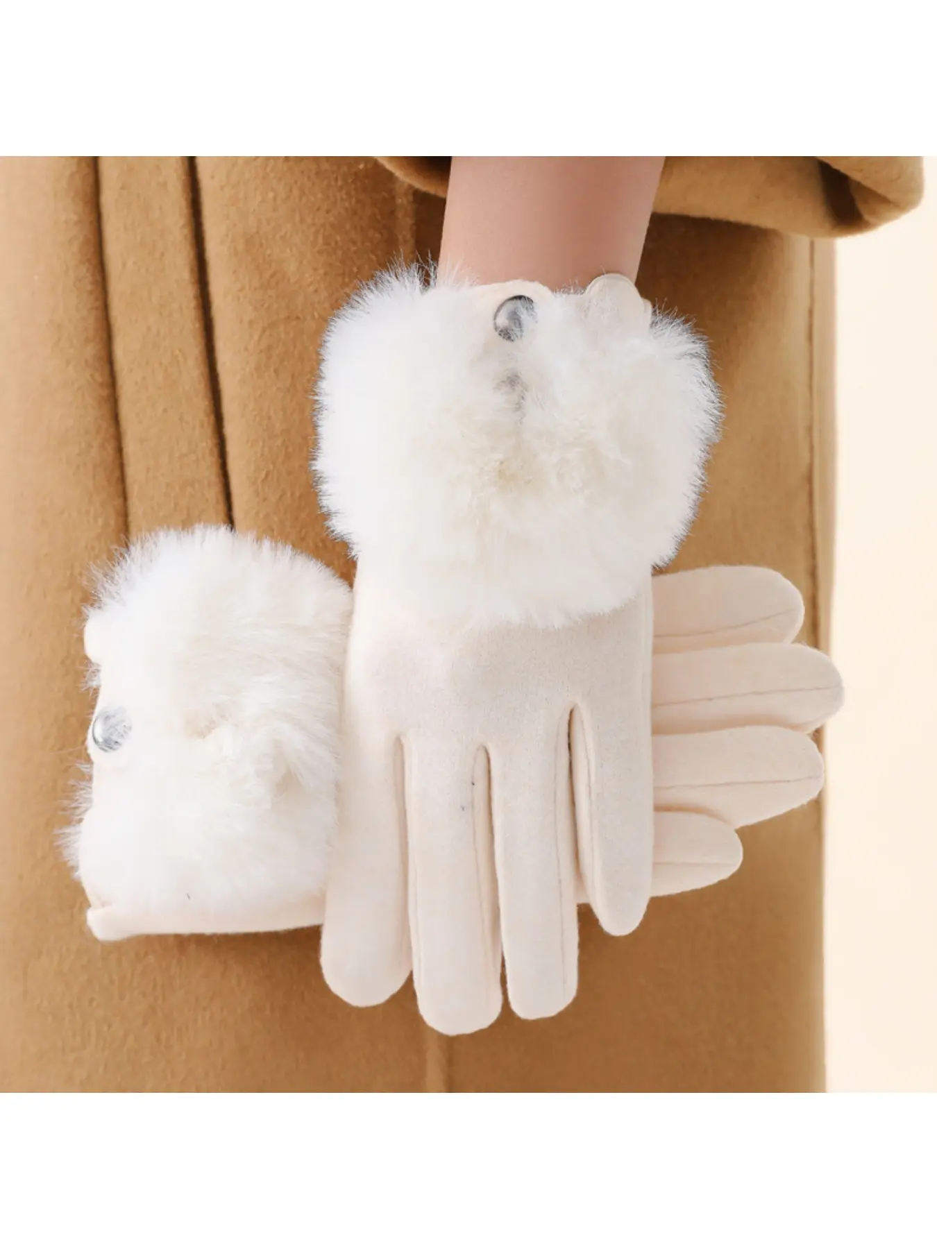 New big pompon plush mouth warm gloves for winter travel, running, snow play, cycling, cold-proof gloves for women