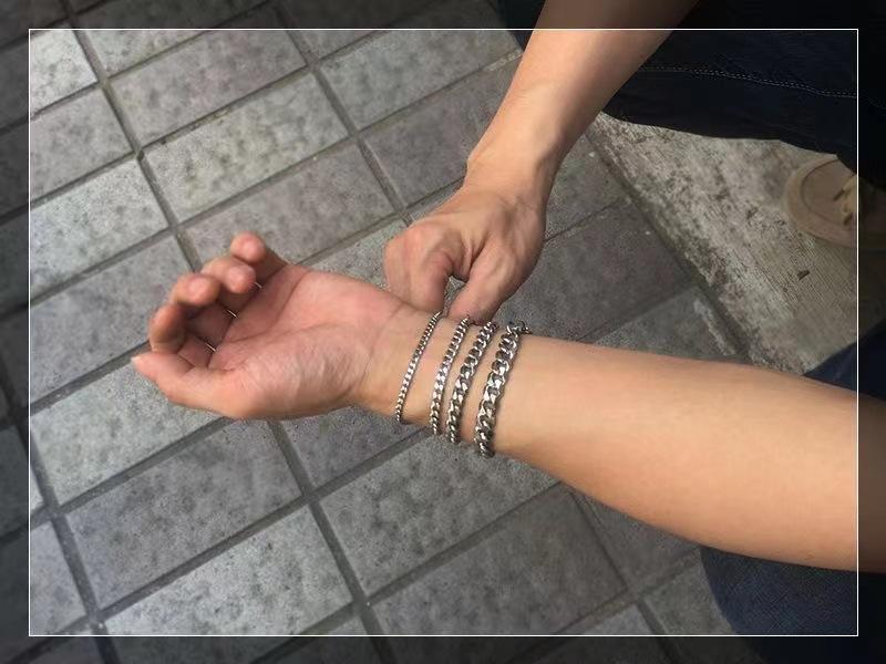 Cuban chain bracelet men's hip-hop high street accessories hiphop cold trendy cool titanium steel couple jewelry