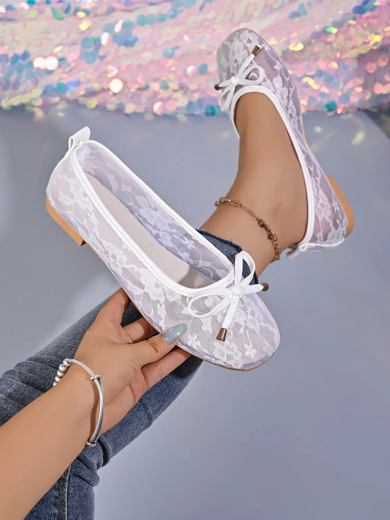 Women Lace Mesh Bow Ballet Flats, Breathable Slip-On Round Toe, Comfortable Daily Wear, Stylish Plain Design, Ideal for All Seasons