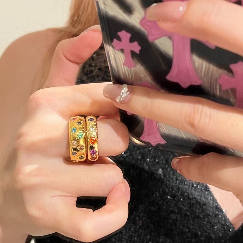 Fashionable and trendy light luxury high-end wide and narrow inlaid colorful sparkling diamond rings with unique design, suitable for stacking, personalized and stylish ring gift