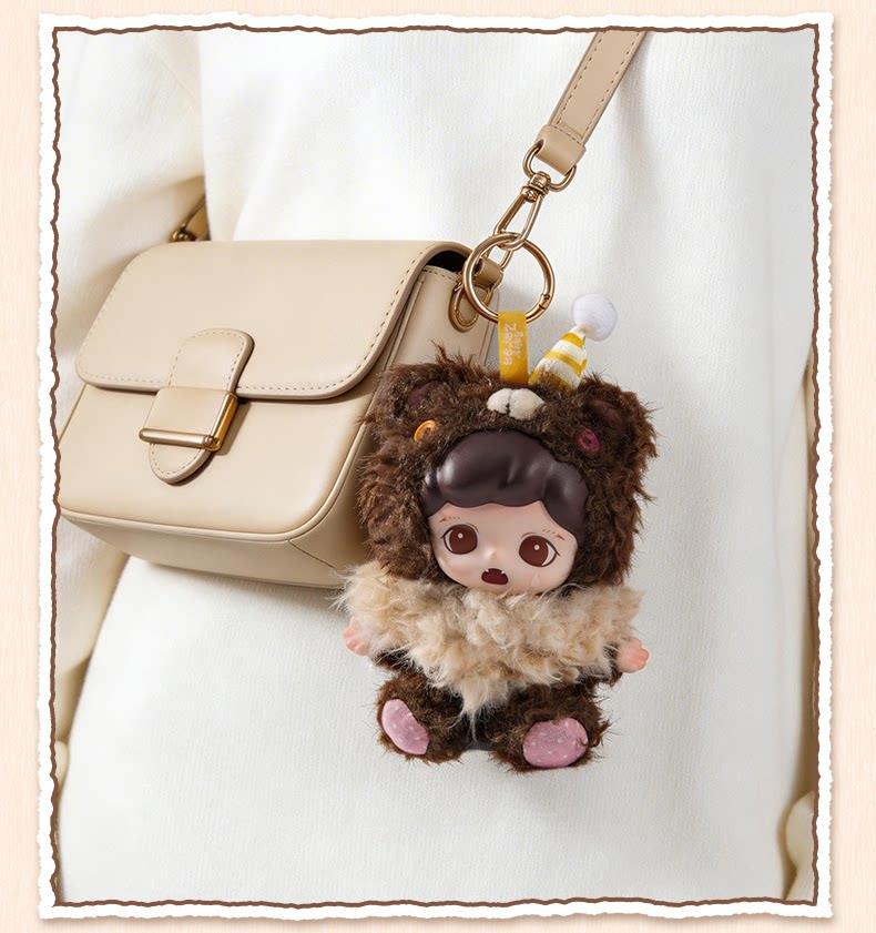 1562. Zoraa Castle Dreamscape Series Vinyl Plush Keychain Blind Box