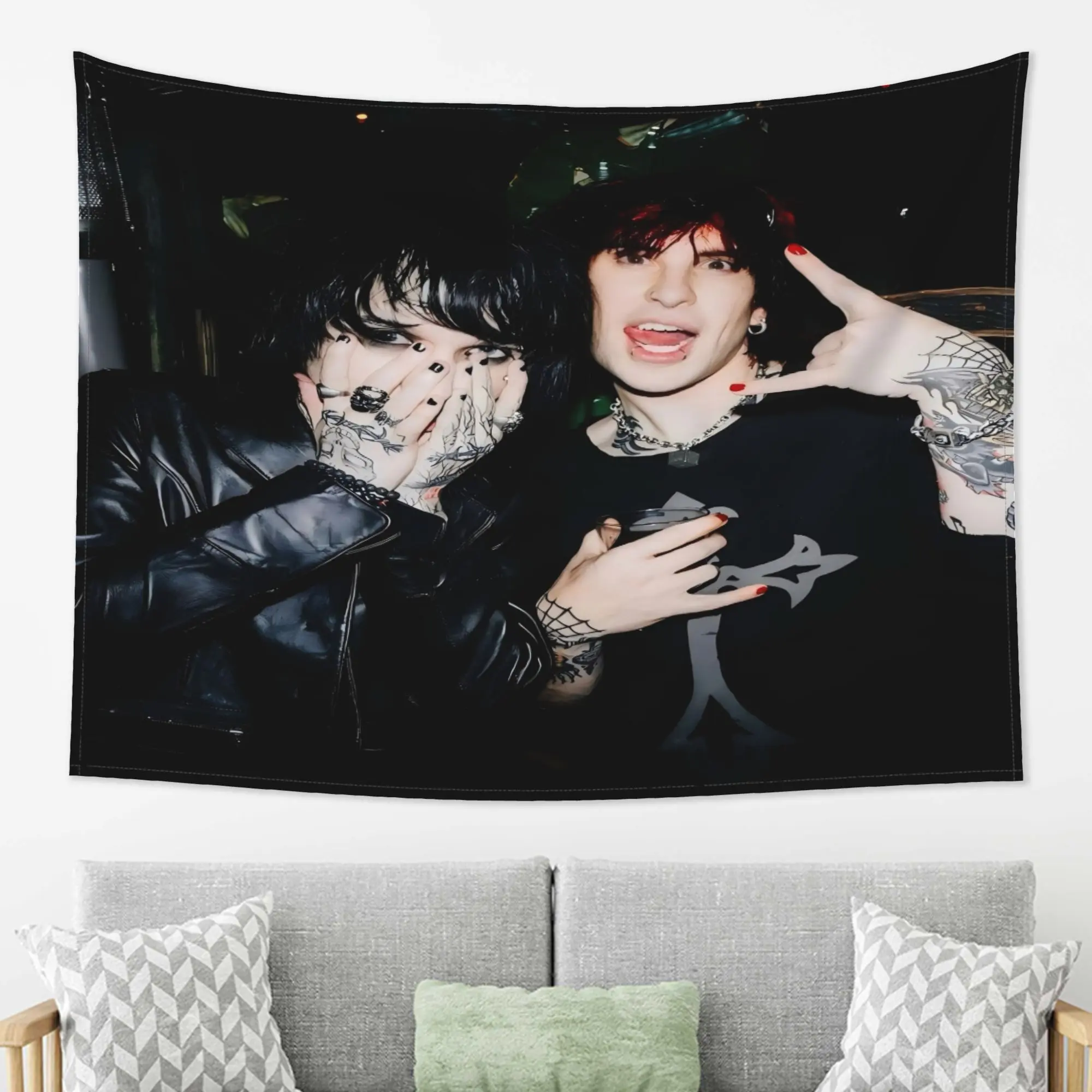 1pc Johnnie Guilbert-Themed, Cool Pattern Printed Tapestry, Ideal for Holidays, Birthday Gift