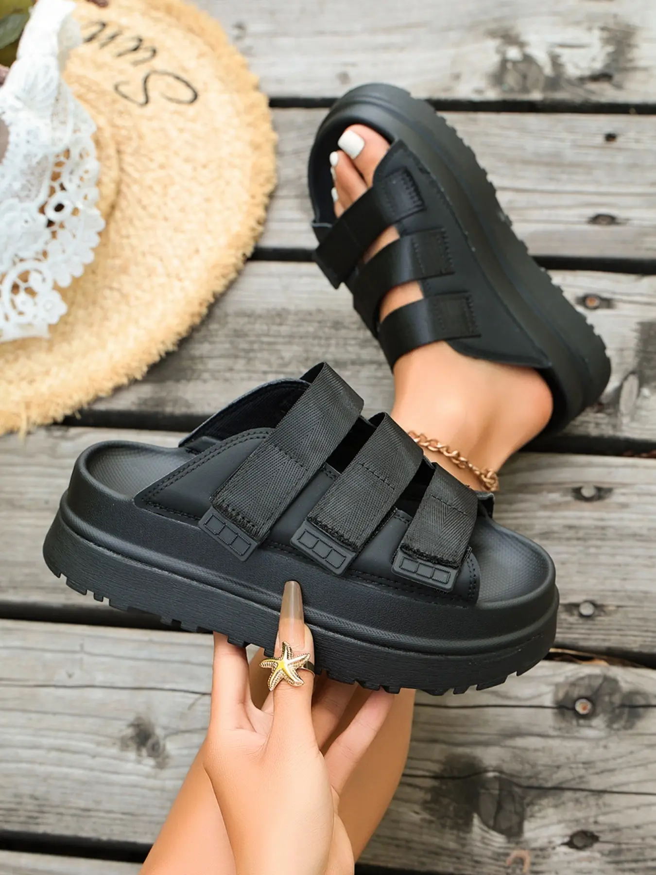 Ladies Casual Platform Slide Sandals, Adjustable Magic Tape, Soft PU Upper, Non-Slip Tread Sole, Open Toe Slip-On for Daily Wear, Fashionable Sandals