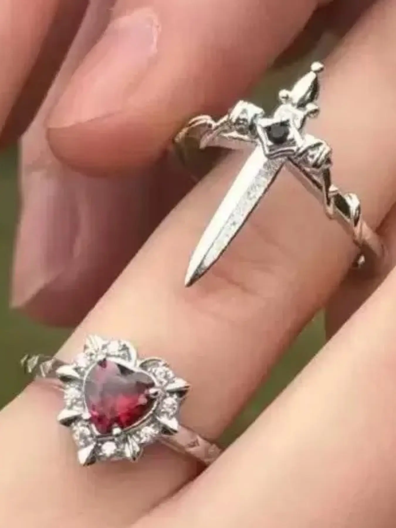 Gothic Short Sword Heart Couple Rings Set, Adjustable Punk Style Metal Ring, All-Seasons Love Symbol Finger Jewelry for Couples