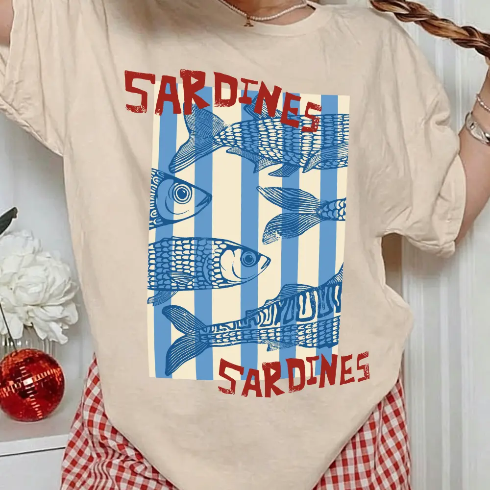Retro Sardines Graphic Tee Vintage Tinned Fish Print Oversized T-Shirt For Women Mediterranean Europecore Summer Beach Vacation Top
