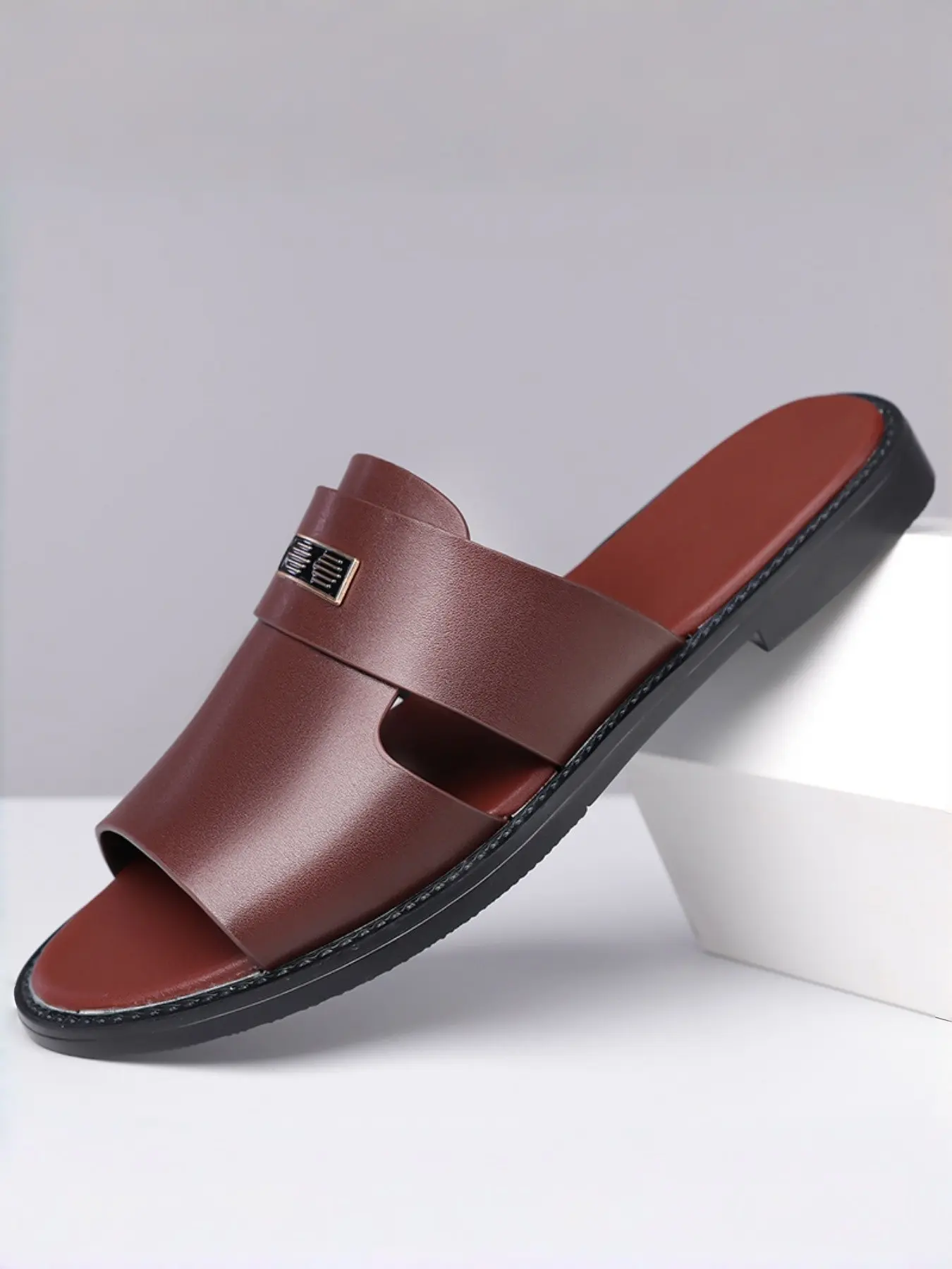 Men's Slip-On Shoes, Ergonomic Support & Flexible Rubber Sole, Ideal for Relaxing, Traveling, Running, Modern Design with Metal Badge, Footwear