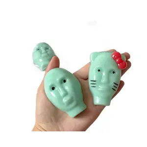 Stress-relief alien squishy toy, new and unique alien cartoon soft toy for adults to relieve stress