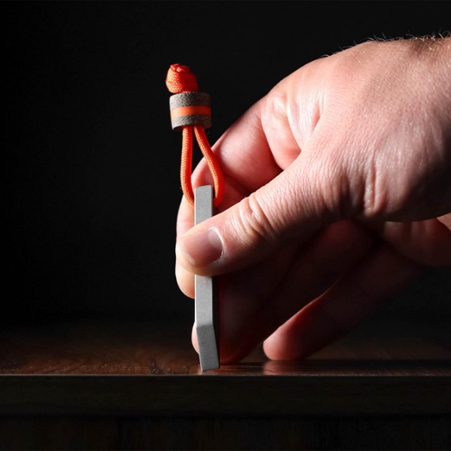 Heavy Duty EDC Keychain Pry Bar, Keychain Pry Bar Tool, Portable Household Multifunctional Keychain Multitool, Metal Multifunctional Tool, Small Stainless Steel Keychain Accessories