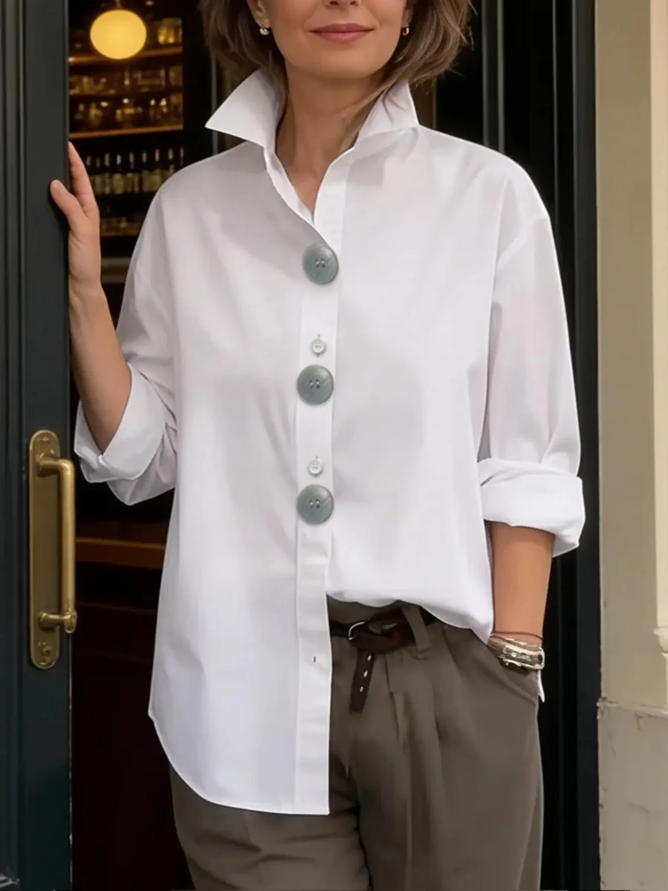 Women's Fashion Elegant Commuter Loose Fit Shirt Blouses, Large Button Decoration, Solid Color Notch Lapel, Casual Office Wear Top