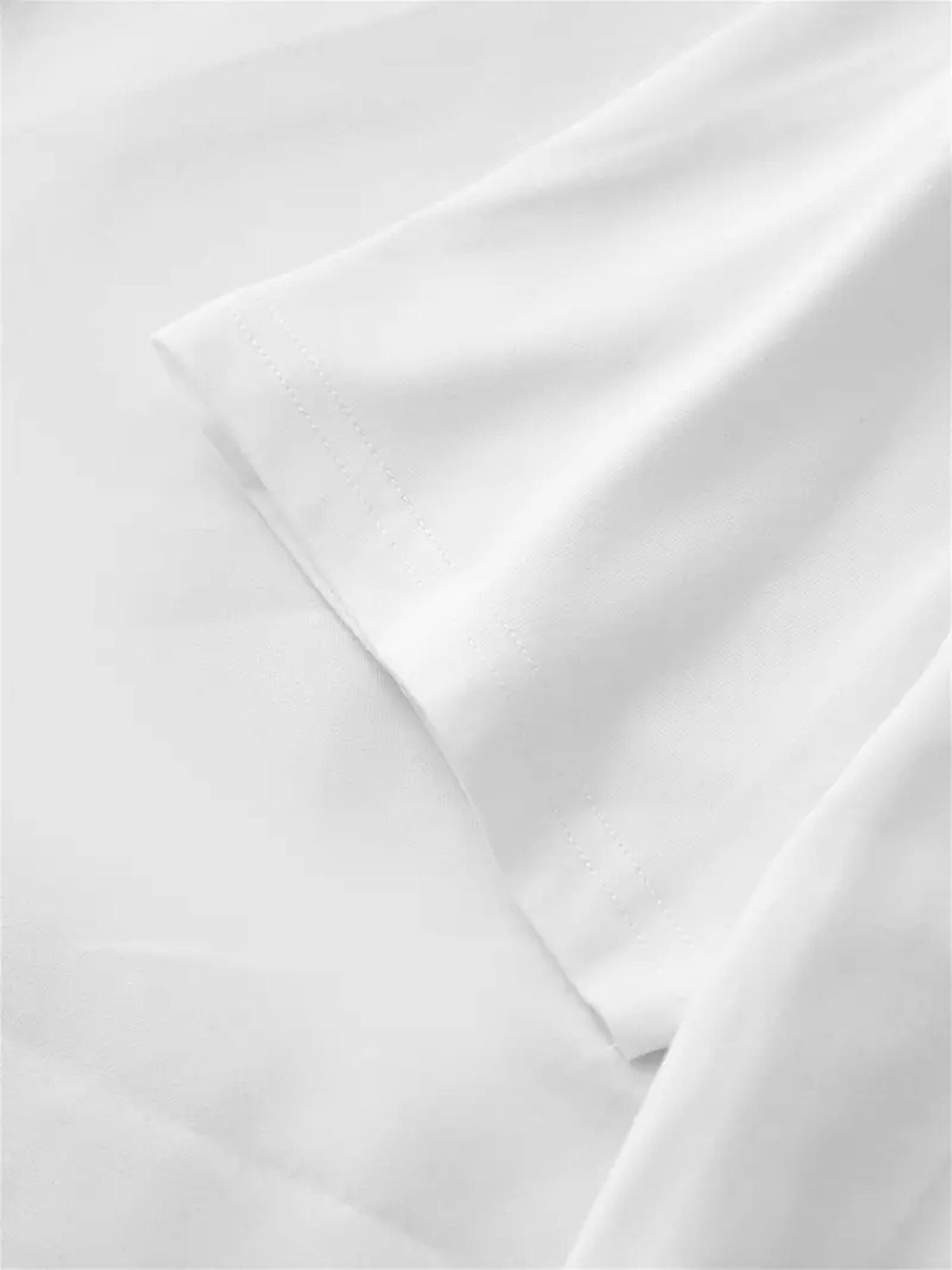 Vibrant Rainbow Volleyball Graphic Women'S Summer Short Sleeve Top - Relaxed Fit Tee for Sports And Casual Wear