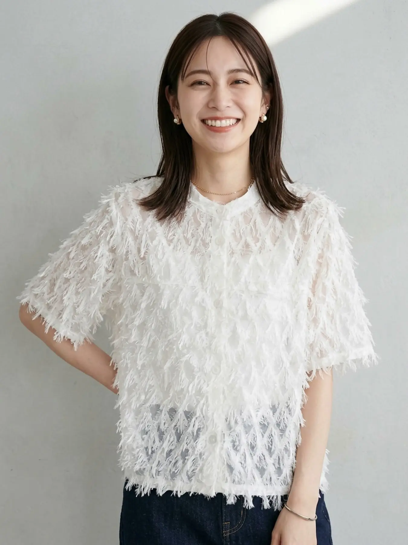 Japanese Style Sweet Feather Fringe Sheer Half Sleeve Shirt, Casual Loose-Fitting Top, Trendy Fashion for Women, Batch Number Ladycp2607298