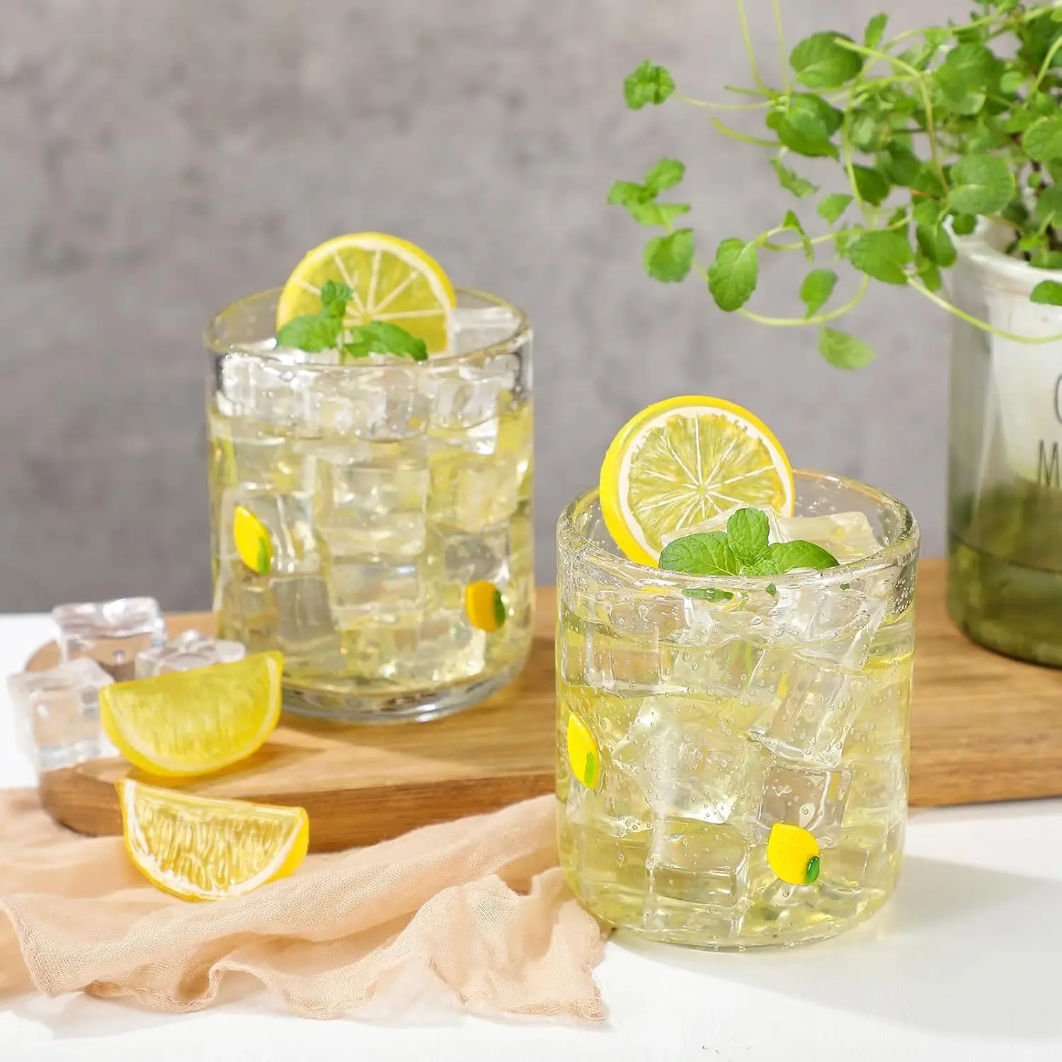 Lemon Graphic Drinking Glass Set - 2-Piece 14oz Stemless Tumblers, Colorfast and Bright, for Dining, Birthday Gifts, All Year Round Use, Classic