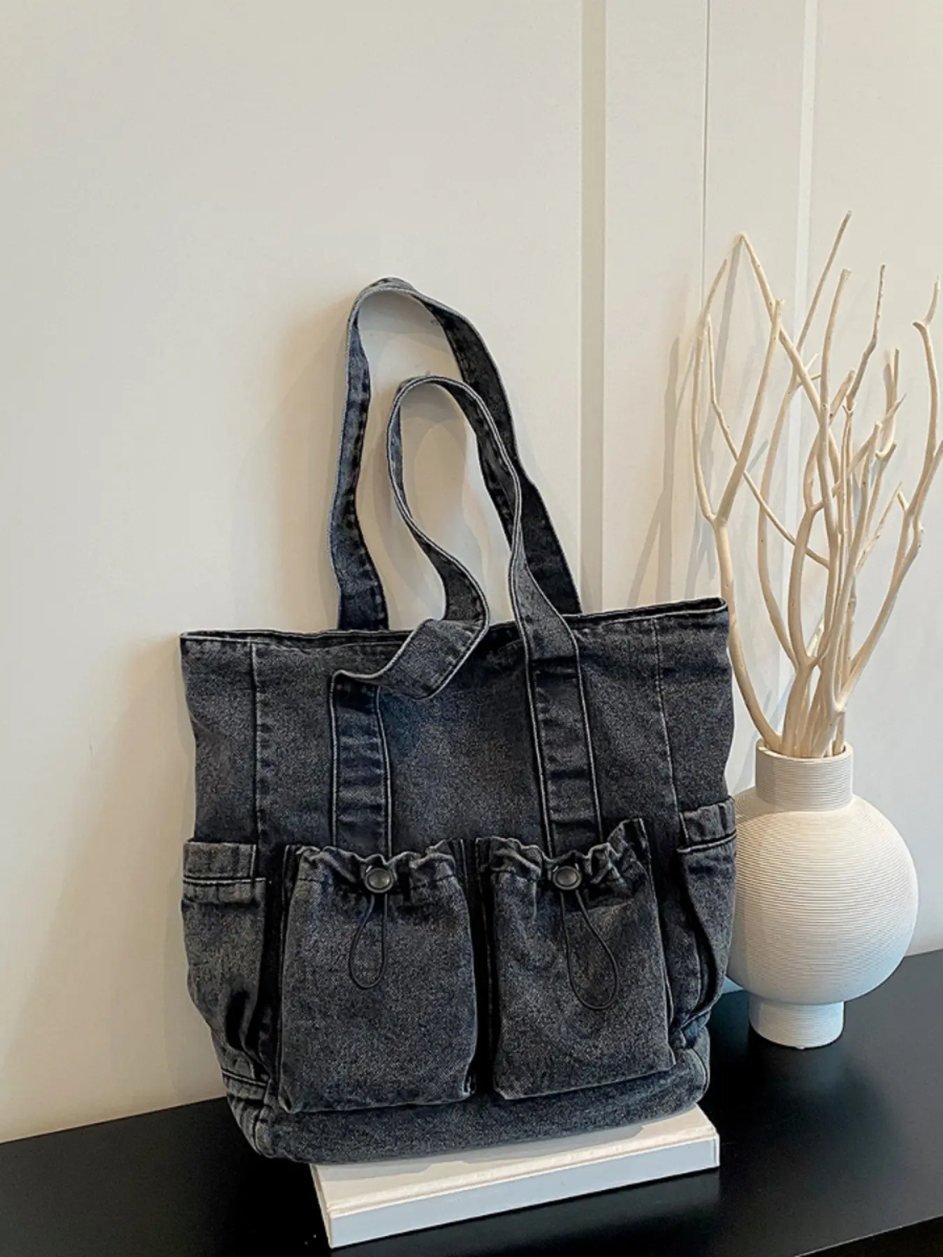 Vintage multi-pocket distressed denim tote bag, front double drawstring pockets, minimalist casual large-capacity lazy style daily commute lightweight shoulder handbag