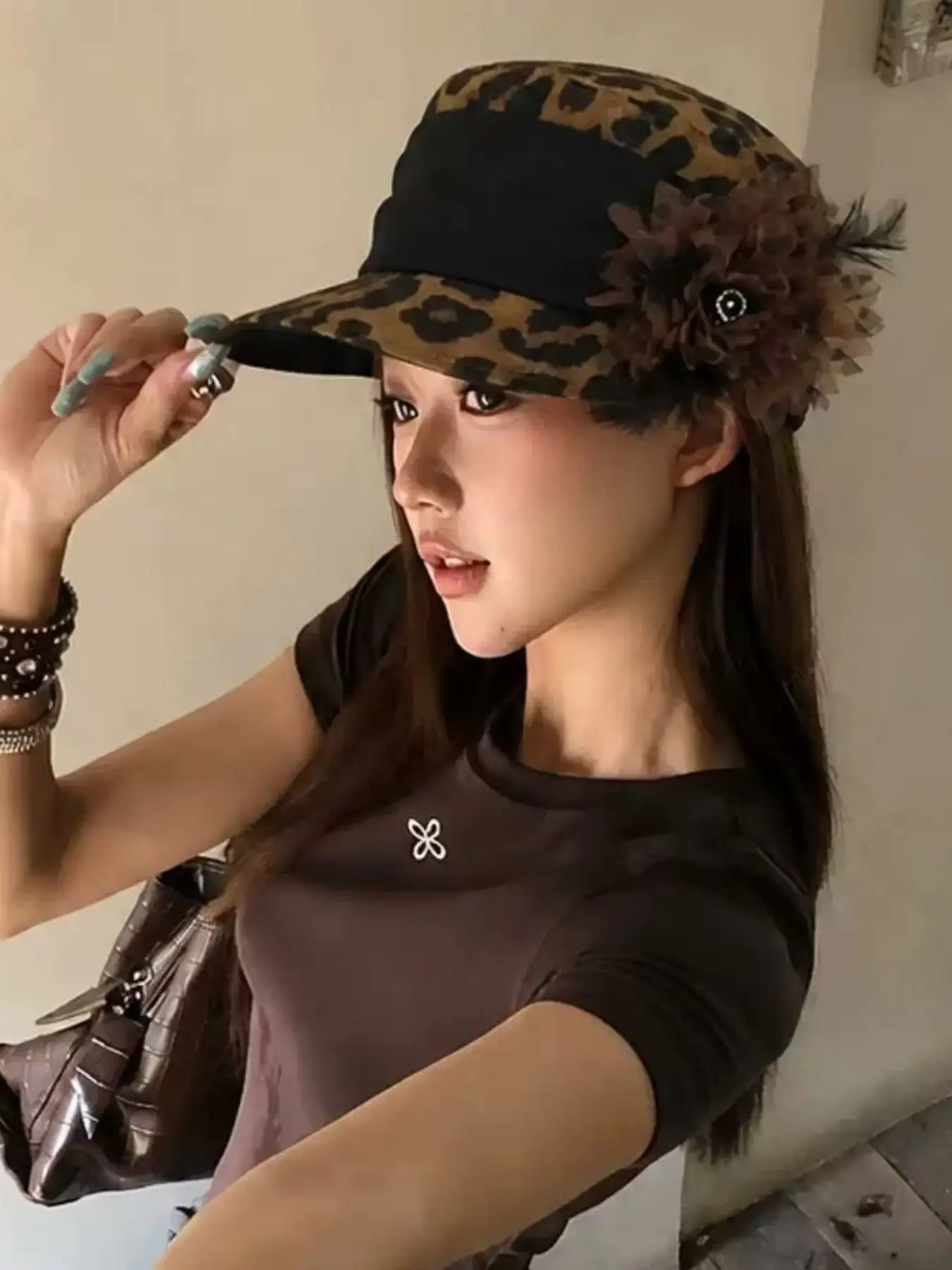 Vintage Leopard Print Feather Flower Hat for Women, Rhinestone Net Mesh Short Brim Fashion Hat, Evening Party Photo Atmosphere Hat, Animal Hats