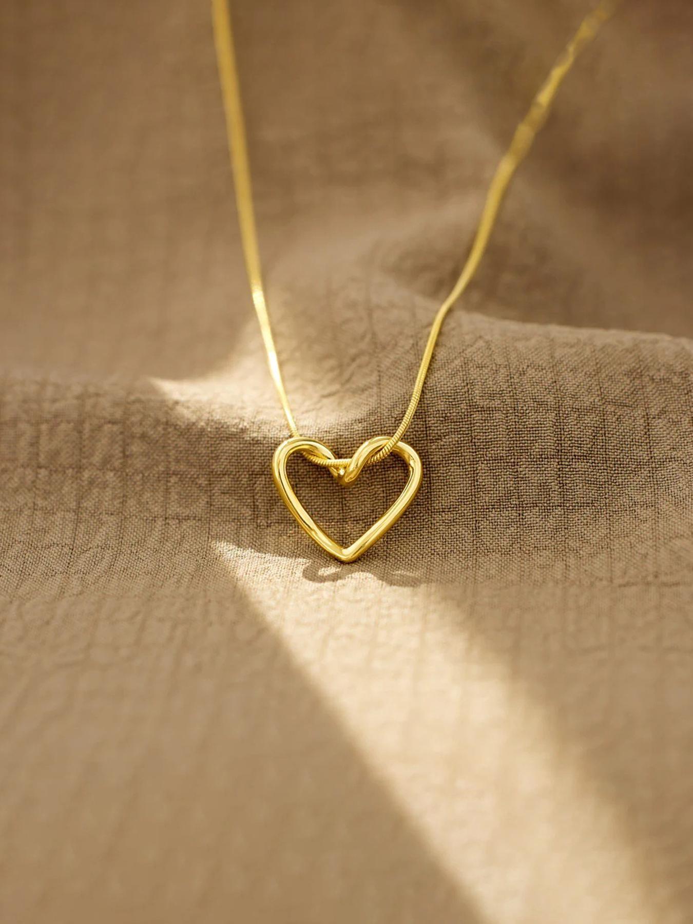 S925 Sterling Silver Twisted Love Heart Shaped Necklace for Women & Girls, Fashion Jewelry for Party, Daily Decor, Trendy All-match & Exquisite Jewelry for Birthday Gift