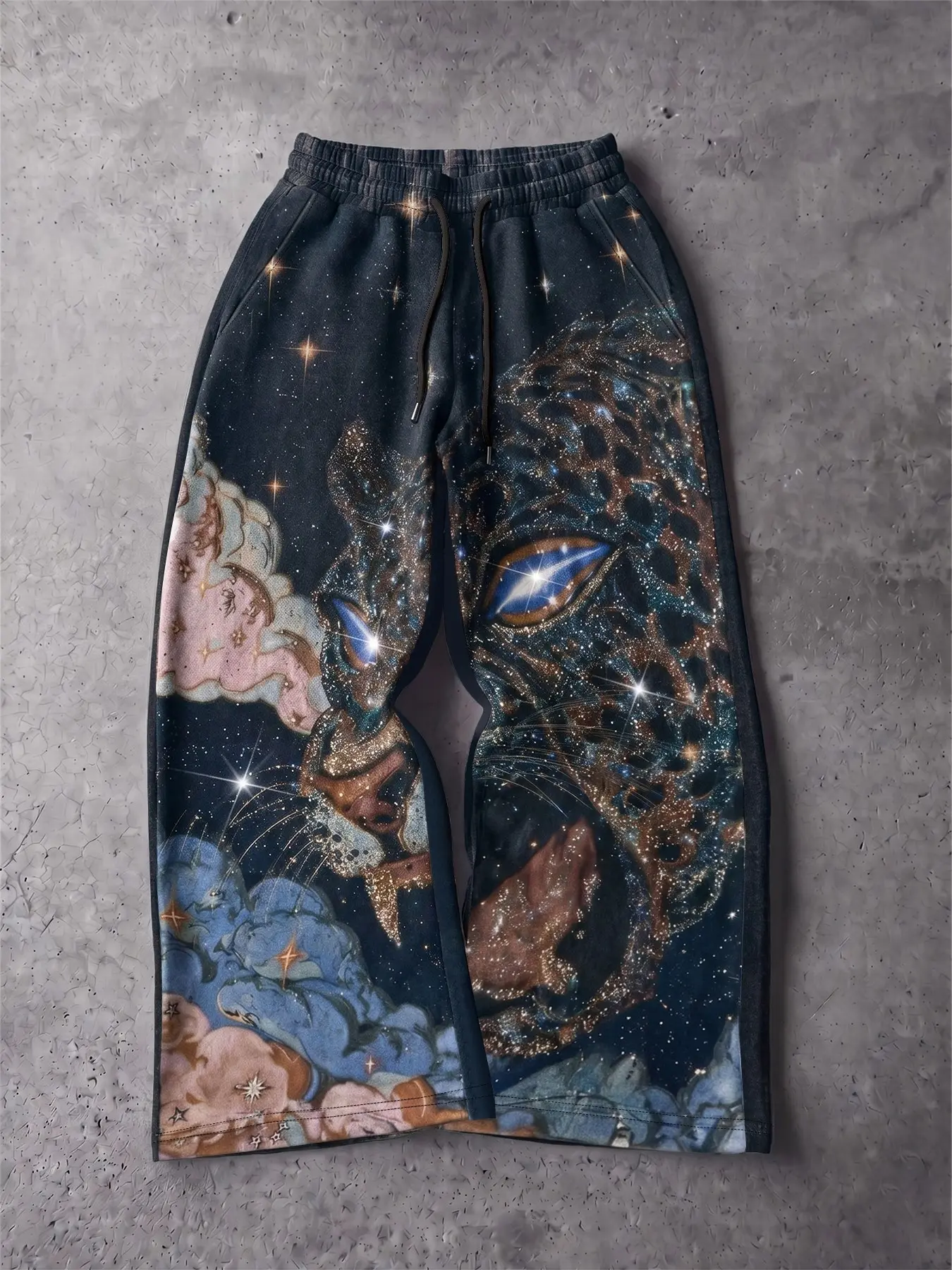 Men's Trendy Long Pants, Casual Pants, Retro Celestial Leopard Pattern Vintage Washed Wide Leg Drawstring Trousers, Street Style Men's Loose Sweatpants, Fashionable Streetwear, Galactic Sparkle Aesthetic, Casual Wear Bottoms Suitable for Back to School