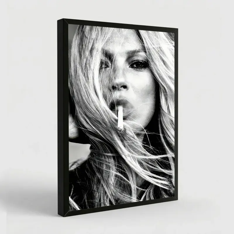 Kate Moss Printed Poster, Fashion Icon Vintage Canvas Wall Art & Wall Decor, Classic Aesthetic Design for Bedroom, Living Room, Dorm & Office, Framed or Unframed, Fashion Poster, Model Wall Art, Vintage Decor, Aesthetic Room Decor, Fashion Gift