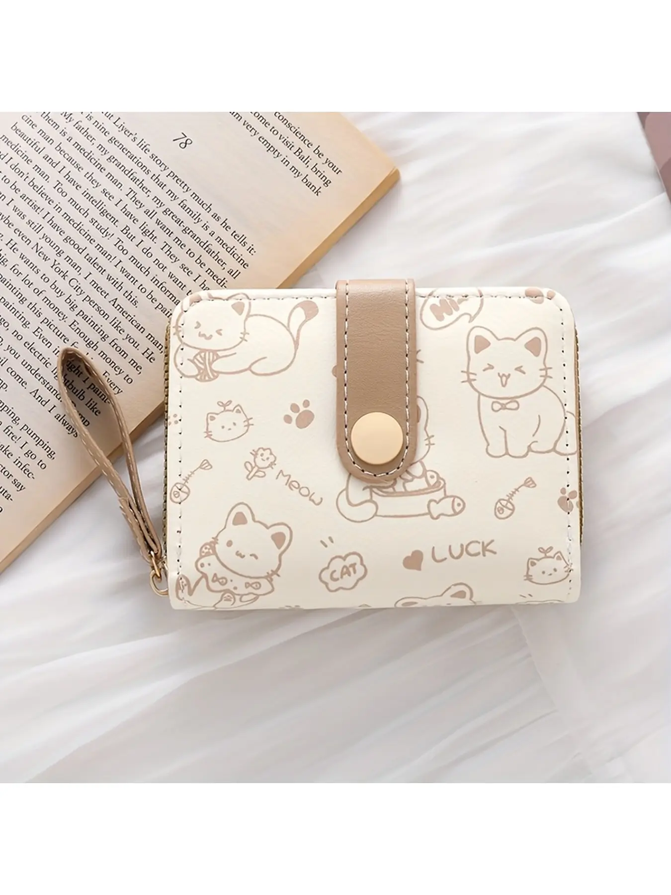 Printed Cute Bear Women's Wallet, Original Minimalist Japanese Style Tri-Fold Snap Closure Student Short Women's Coin Purse Clutch