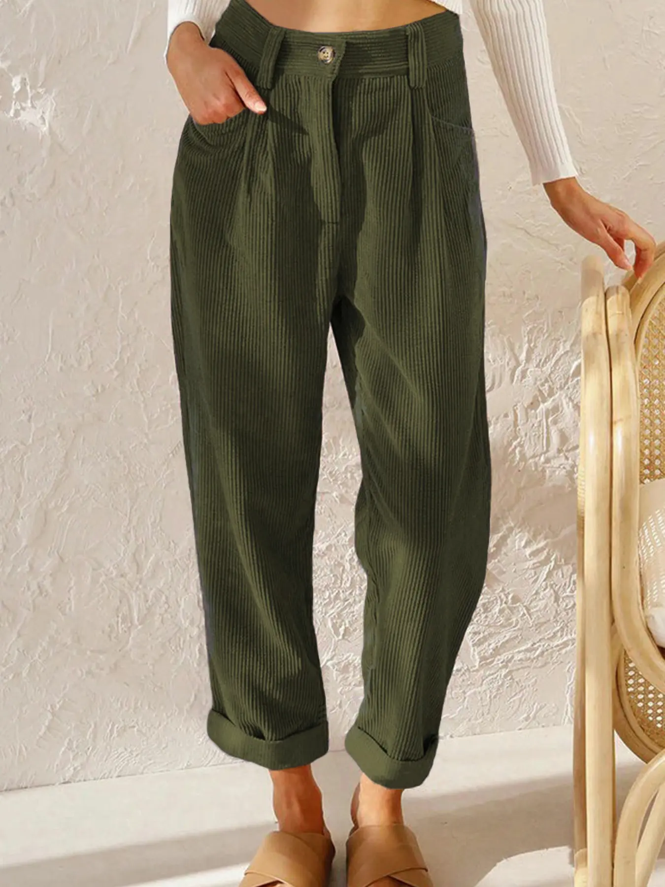 Women's Velvet Long Pants, Loose Fit, Comfortable & Stylish, Perfect for Daily Wear, Soft Material, Ideal for All Seasons