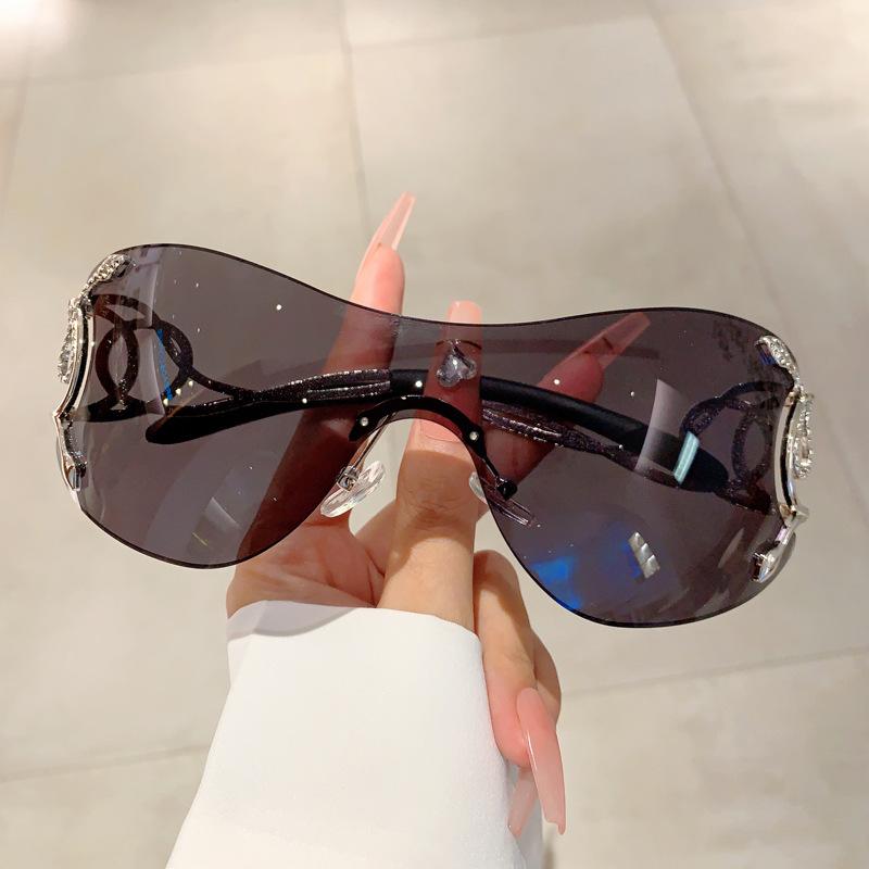 Y2K Rimless Luxury Brand Designer Sunglasses Women For Men One Piece Trendy Oversized Sun Glasses Metal Snake Pink Punk Shades durable