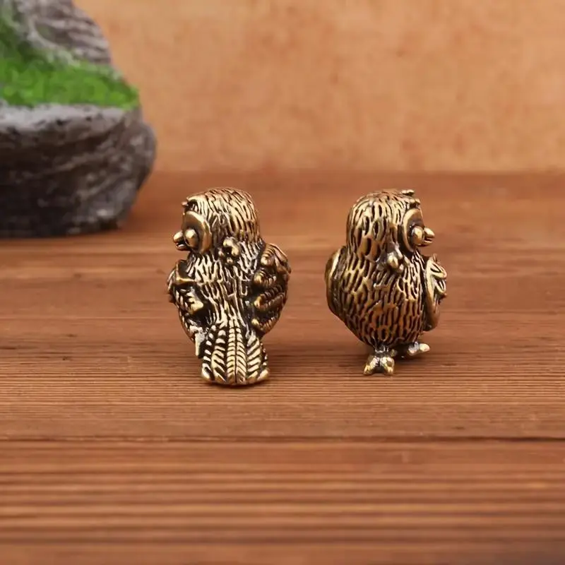 Unique Bird Ornament, Cute Little Bird Figurine, Decorative Bird Sculpture, Perfect for Home Decoration, Novelty Gift Idea