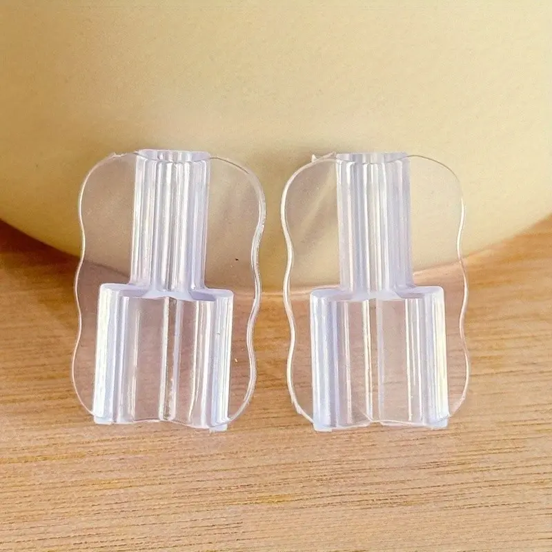 10 sets of charging cord protectors – compatible with iPhone, Android, and USB-C.  Transparent cable protection sleeve for the interface, resistant to tangling, scratching, and drops.