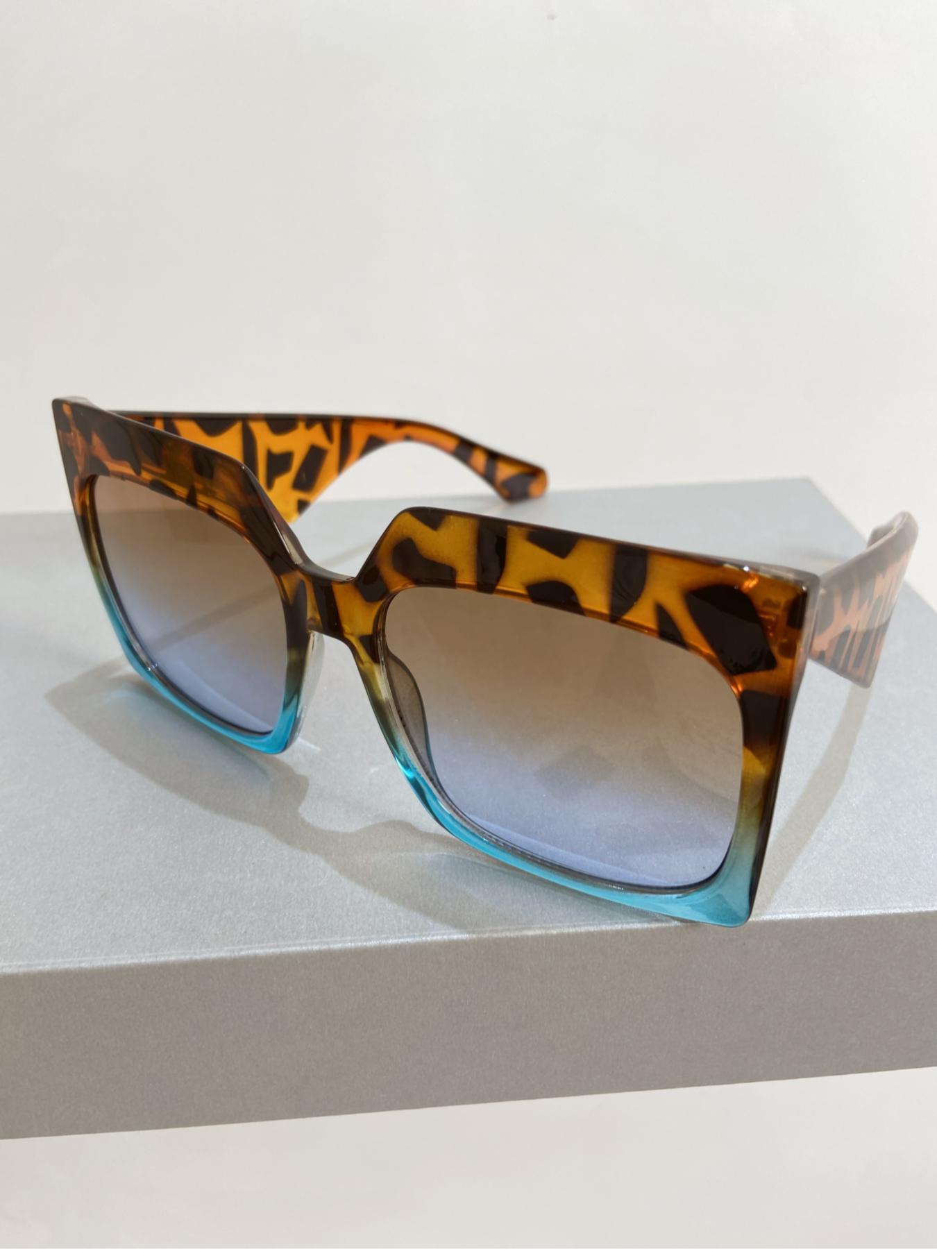 Unisex Street Style Oversized Square Frame Sunglasses, Trendy Tortoiseshell Frame Sunglasses for Everyday Use, Fashion Accessories for Outdoor Activities, Trendy Beach Eyewear