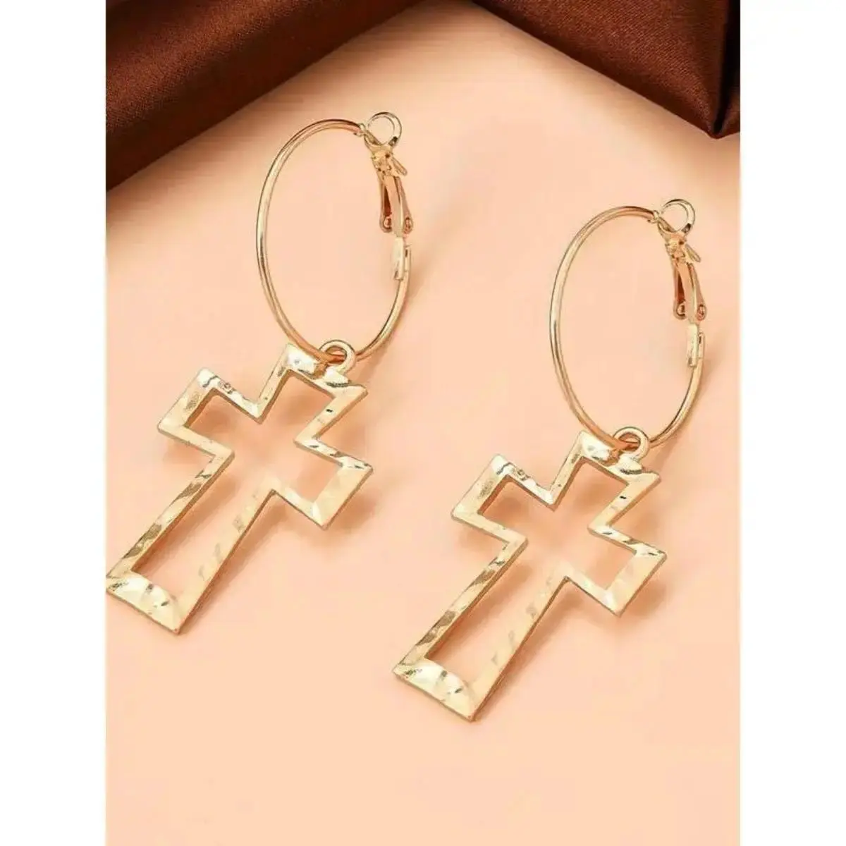 Women's Vintage Charm Nylon Long Dangle Earrings - Copper Cross-Embellished Gold Trendy Plain Statement Drop Earrings, Classic Chic Costume Jewelry for Gifting
