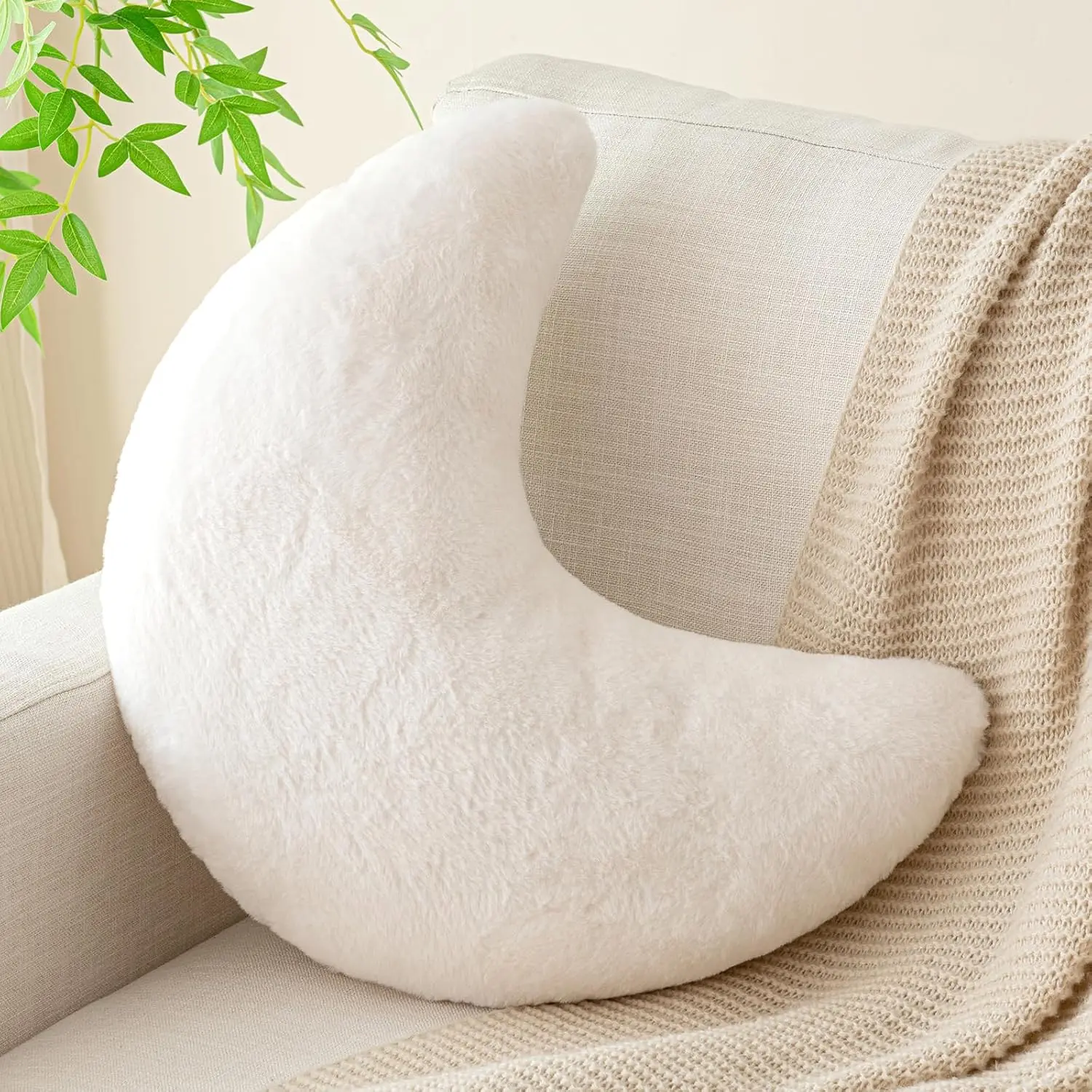 Moon Pillow, Decorative Throw Pillows with Soft Faux  for Bed Couch, Moon Shaped Pillows Plush Floor Cushions Room Decor Pillow for Sofa Bedroom Living Room