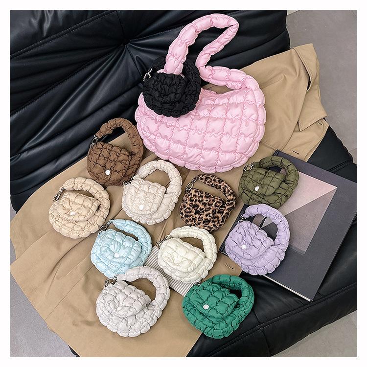 Trendy New Pleated Cloud Bag Mini Coin Purse Pendant Korean Style Storage Bag Portable Decorative All-Match Small Bag Daily Casual Versatile Fashion Accessory Lightweight Easy Carry Simple Stylish Design Perfect For Everyday Use And Outfit Matching