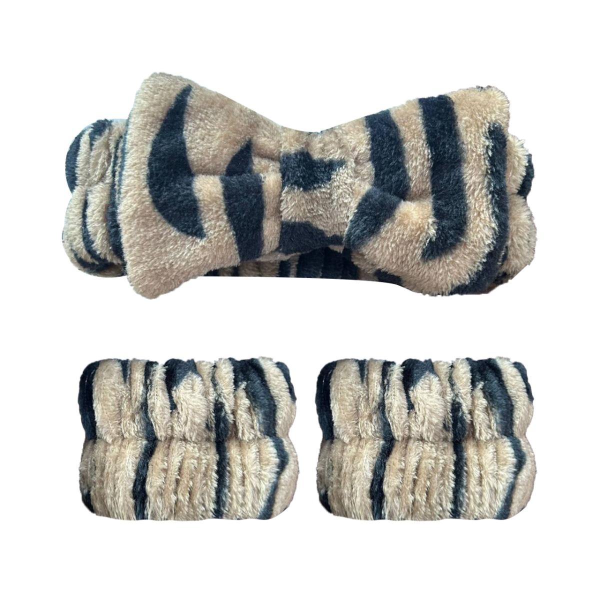 3 Pcs Cute Cat Ear Leopard Print Plush Headband For Women Girls Spa Washing Face and Makeup Headband Elastic Moisture Resistant Sleeves Wrist Strap
