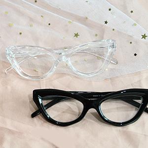 Cat-eye Style Reading Glasses for Women Chic Readers - Red +0.50