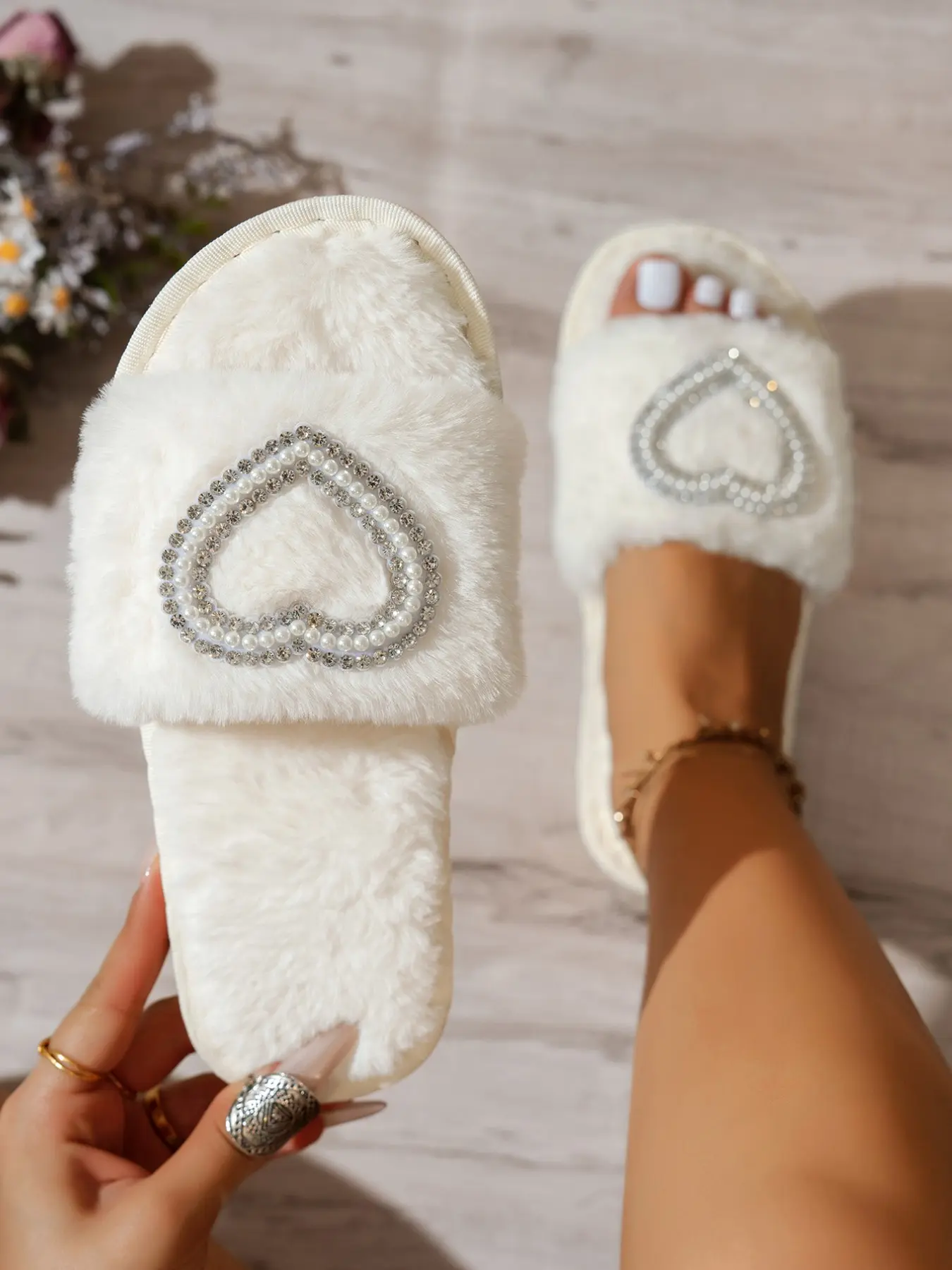 Studded Heart Velvet Open-Toe Slippers, Thick Sheepskin Soft Warm, Double Layer Rhinestones, Breathable Non-Slip, Home Wear