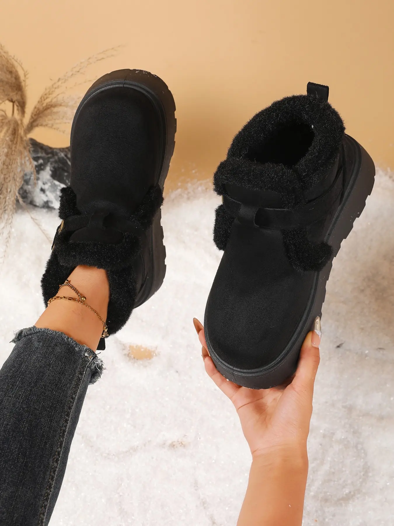 Women's Fleece Lined Platform Snow Boots New Winter Metal Buckle Fluffy Ankle Boots Retro Heightening Warm Cotton Shoes